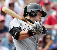 Ichiro hits a double