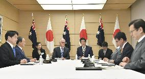 Abe, Turnbull meet in Tokyo