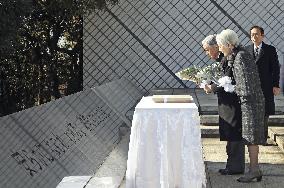 Japan emperor commemorates WWII sailors