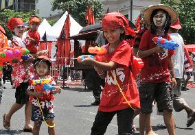 Songkran festival begins in Thailand
