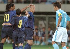 (2)Barcelona vs. Jubilo Iwata