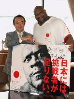 'Beast' Bob Sapp urges Japanese to be forward-looking