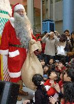 Santa Claus comes to Japan from Santa Claus' Village in Finland