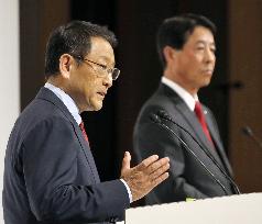 Toyota, Mazda agree to tie up on eco-friendly, safety technologies