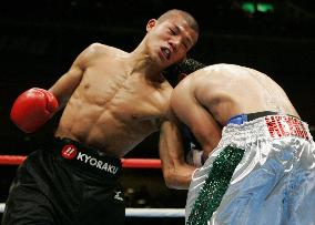 Kameda KOs Mexican boxer in non-title fight