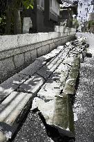 Strong quake hits western Japan