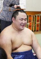 Sumo: Tamawashi at New Year meet