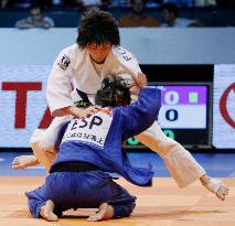 Fukumi wins gold at judo worlds