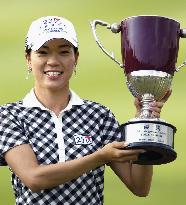Oyama claims come-from-behind win at Munsingwear Tokai Classic