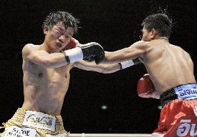 Tepparith defends WBA title against D. Kameda