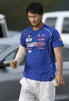 Injury-hit Darvish shows up at spring training site