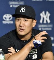 Yankees' Tanaka gets season's 1st win