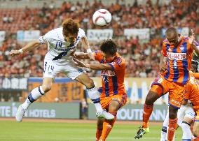 Gamba, Albirex play to 2-2 draw in J-League match