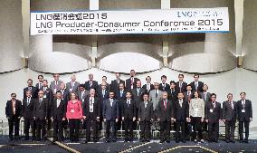 Energy ministers, businesses gather in Tokyo to develop LNG market