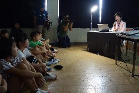 Story of boy killed in 1985 JAL crash resonates with kids, parents