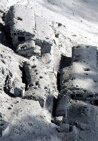 Most victims on Mt. Ontake hit by falling rocks