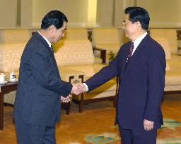 (1)N. Korean Premier Pak in China