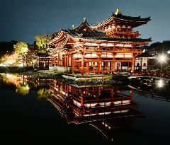 Byodoin illuminated