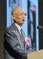 Nobel winner Omura gives lecture in Yokohama