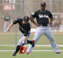 Ichiro at Marlins spring training