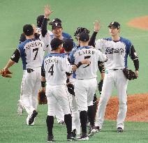 Fighters come back from 4 runs down for Japan Series berth