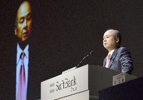 SoftBank doubles group net profit in April-December