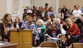 A-bomb survivor Tanemori honored by Berkeley City Council