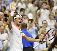 Federer proceeds to 3rd round of U.S. Open