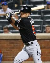 Ichiro singles against Mets