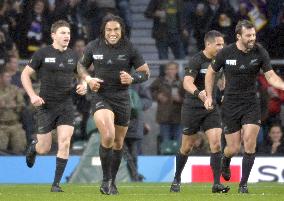 New Zealand edge South Africa to reach World Cup final