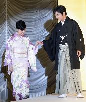 Actress Fujiwara, Kabuki actor Kataoka at press conference