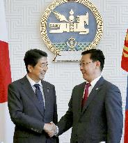 Japan, Mongolia agree to boost economic ties