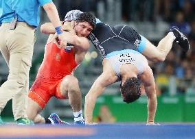 Olympics: Sadulaev claims 86-kg wrestling gold