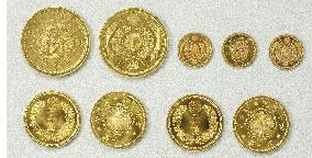 Japan to auction 32,700 state-held gold coins