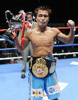 Sakata retains WBA flyweight title