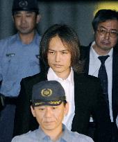 Convicted actor Oshio walks on bail