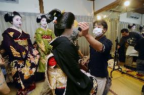 Japanese traditional dancers prepare for annual event in Kyoto