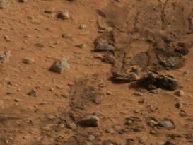 (2)Images sent from Mars by Sprit rover