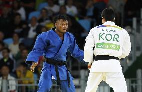 Olympics: Refugee team's Misenga loses in judo round of 16