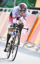 Japan's Fujita wins silver in men's time trial