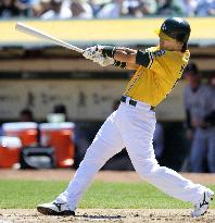 A's Matsui reaches 2,500 hits