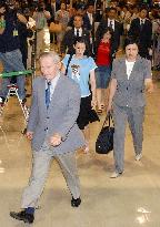 Jenkins, Soga return to Japan after weeklong visit to U.S.