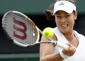 Ana Ivanovic advances to semifinals