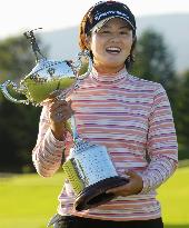 Moromizato holds on to win Japan Women's Open