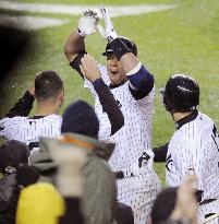 N.Y. Yankees improve to 2-0 in ALCS