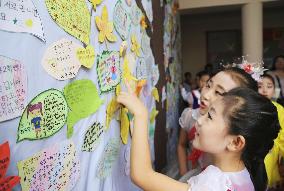 Children's artwork exhibition in Pyongyang