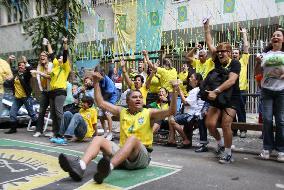 Brazil beat N. Korea 2-1 in World Cup Group G match