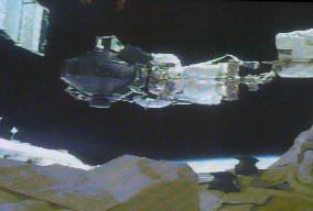 Noguchi performs 2nd spacewalk to repair station's gyroscope