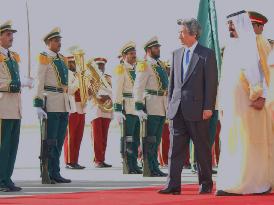 (1)Koizumi in Riyadh for talks on Iraq