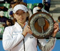 Saeki captures 1st national title